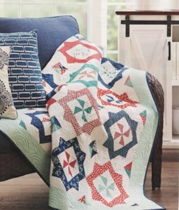 Breezy Quilt Pattern Pieced AK - Picture 1 of 2