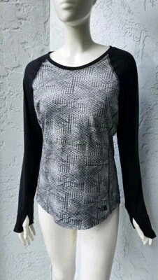 Camisa Raglán The North Face Motivation Manga Larga Crew Flashdry Para Mujer Mediana Foto 1 de 4
