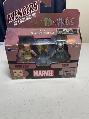 Marvel Minimates Avengers of 1,000,000 BC Puño de Hierro y Odín Diamante Juguetes Selectos Foto 1 de 3