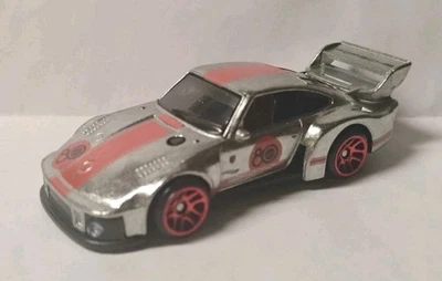 2025 Hot Wheels Replay the Classics 80º Aniversário Zamac Porsche 935 Solto Novo - Imagem 1 de 4