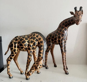 Handgeschnitzte Giraffen Figuren Set - Afrikanische Safari Deko, 13” & 10”, Vintage  - Bild 1 von 13