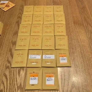 Juego de tarjetas del equipo de la temporada 1981 de la MLB de béisbol de la APBA SOLAMENTE.  Lote de 22 conjuntos de equipos.  VINTAGE - Imagen 1 de 11