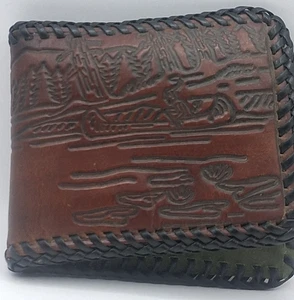 Cartera de cuero Fish River Fisherman de colección ornamentada doble pliegue - Imagen 1 de 4