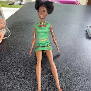 Barbie Fashionistas Puppe Afroamerikanerin 2018 12 Zoll - Bild 1 von 7