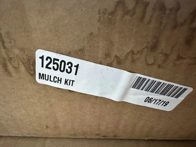 Hustler Mulch Kit 42" Deck 125031 - Image 1 of 3