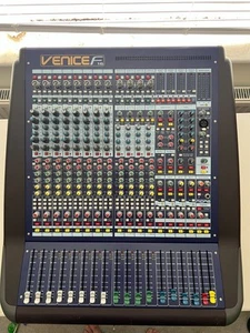 MIDAS VENICE F16 MIXING DESK (W Goosneck Lamp + Dust-cover) - Picture 1 of 12
