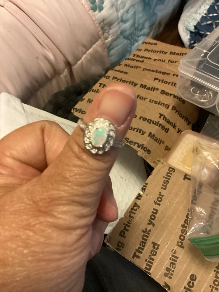 Plata de ley 925 talla 7 ópalo etíope con halo de topacio Foto 1 de 1