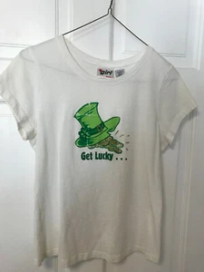 Juniors Get Lucky St. Patrick's Day St. Paddy's Crewneck T-Shirt White & Green L - Picture 1 of 6