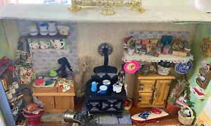 Vintage Artisan Miniature Dollhouse Farmhouse Kitchen Diorama in suitcase - Picture 1 of 12