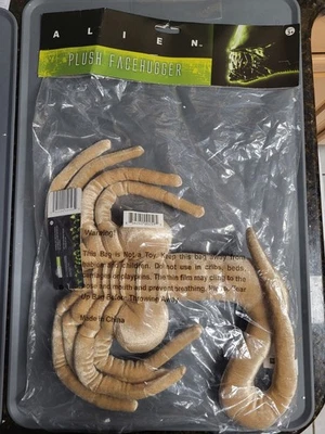 ThinkGeek original Aliens Plush Facehugger new, sealed in bag Poseable limbs  - Image 1 of 3