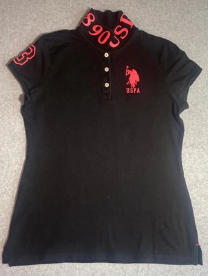 Polo para mujer US Assn talla grande negro con ribete rosa elástico #3 logotipo  Foto 1 de 4