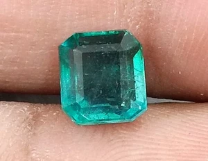2,09ct mitteltiefgrüner sambischer Smaragd kleiner geölter Edelstein - Bild 1 von 13