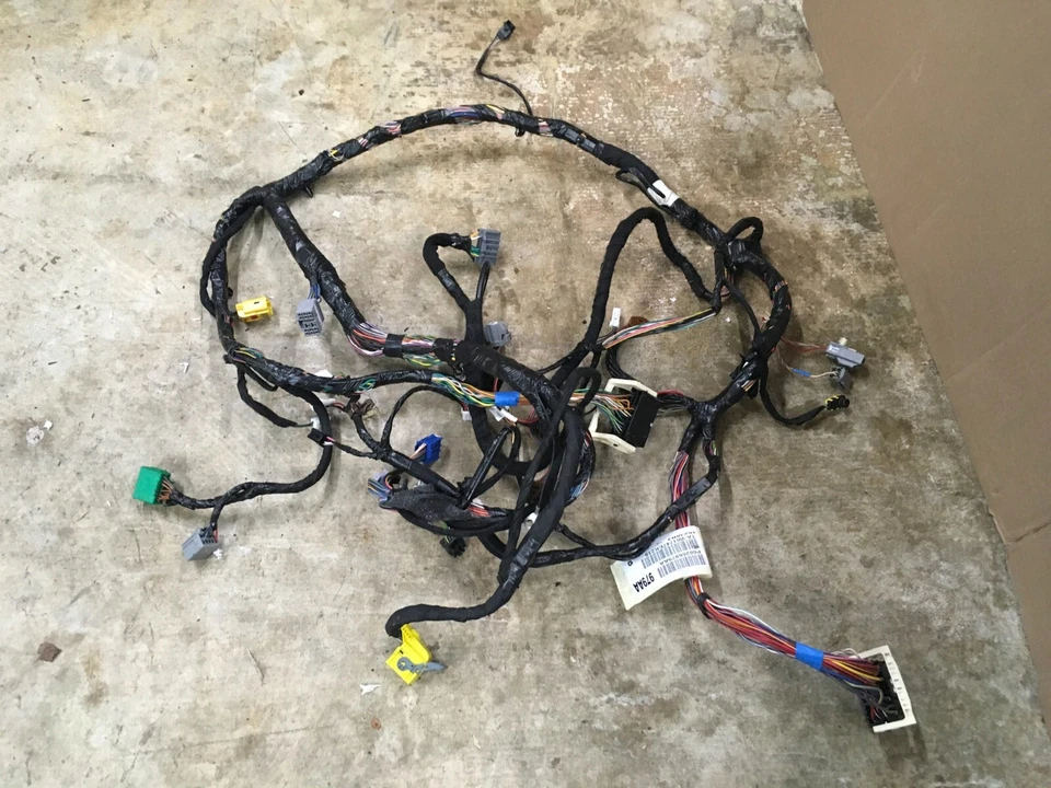 2015- 2019 DODGE GRAND CARAVAN Instrument Panel Wiring Harness Mopar OEM . - Image 1 of 4
