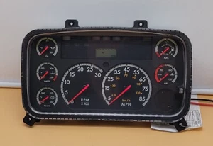 Freightliner B2 2009 cuadro de instrumentos usado - Imagen 1 de 6