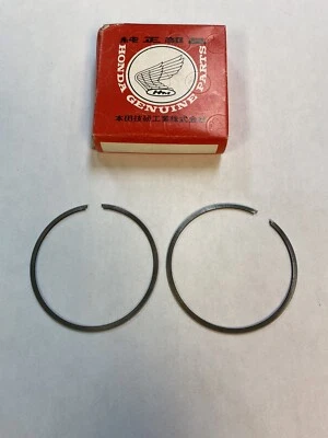 Anillos de pistón de gran tamaño OEM Honda (OS 0,50) 80-84 CR125R Elsinore 13013-466-305 Foto 1 de 3
