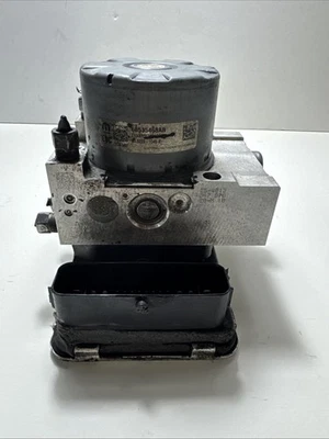 Dodge Ram 1500 2019-2024 ABS módulo de bomba de freno antibloqueo OEM 68535468AB *NOTA Foto 1 de 4