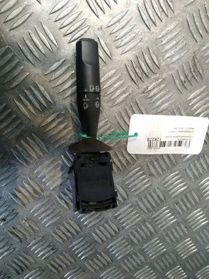 COMMUTATEUR COMMODO DROIT Citroën Saxo 2003 6239G6 - Photo 1/2