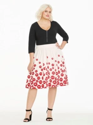 Falda Torrid Mujer 18 Blanca Betty Boop Nueva Con Etiquetas Labios Rojo Beso Proyecto Pasarela Foto 1 de 4