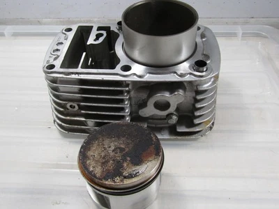 Pistón cilindro trasero Honda 05-07 VT600 CD VLX 600 Shadow Deluxe OEM Foto 1 de 4