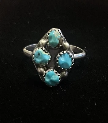 Vintage Native American Sterling Silver and Turquoise Cluster Ring. Size 7 - Image 1 of 4