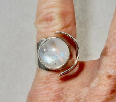 Anillo Media Luna Arco Iris Piedra Luna Redonda Plata de Ley Talla 6 Sanador Emocional Foto 1 de 4