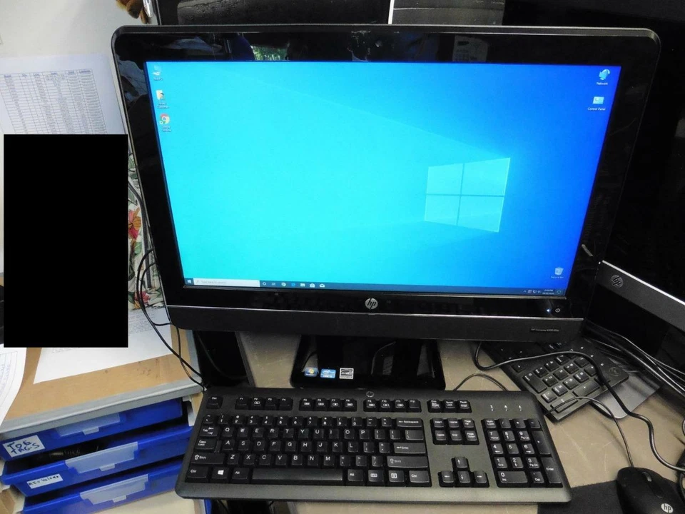 HP Compaq 8200 Elite AIO Business PC 500GB SATA 64bit Win 10 Pro - Image 1 of 1