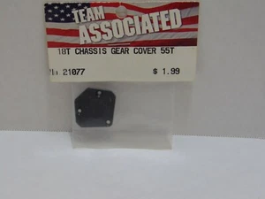 TEAM ASSOCIATED #21077 CHASSIS GEAR COVER FOR 18T TRUCK WITH 55T GEAR - Picture 1 of 2