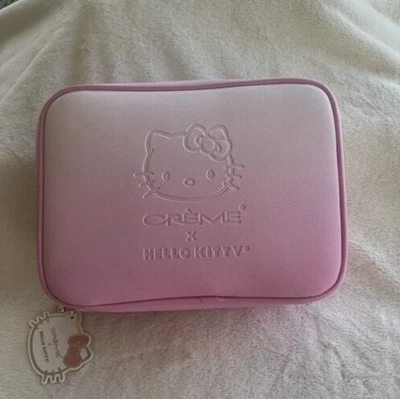 FUNDA DE VIAJE CREMA X HELLO KITTY BELLEZA ROSA PERFECTO 10” X 7” X 4” NUEVO CON ETIQUETAS Foto 1 de 4