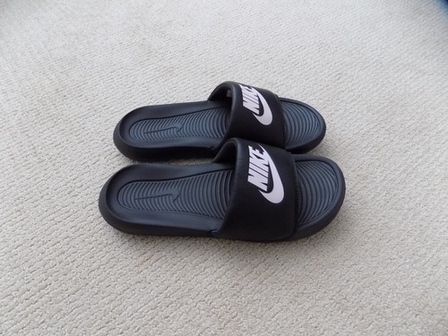 SANDALO INFRADITO DONNA TAGLIA 9 NIKE SLIDE SPIAGGIA CASUAL VICTORI NERO PINK CN9677