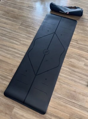 Esterilla de yoga clásica Liforme en gris - Excelente estado con bolsa de transporte gimnasio de 4,2 mm Foto 1 de 4