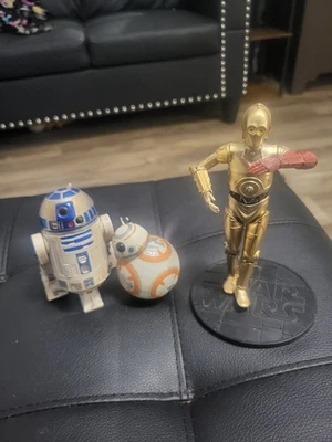 Lote Conjunto De Tres Droides Star Wars Robot Figuras Coleccionables Heavy Metal R2 C3PO Foto 1 de 3