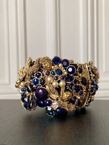 Chanel Haute Couture Authentic Ultra Rare Huge Gripoix Blue Glass Stone Bracelet