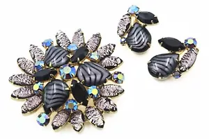 Illustrious JULIANA Purple Art Glass Zebra Striped AB Crystals Brooch Set - Picture 1 of 9