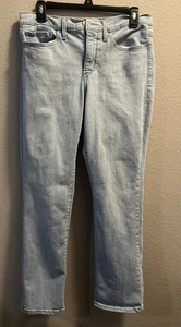 Levi's 314 Women 30 30X28 Shaping Straight Light Wash Distressed Jeans - Picture 1 of 6