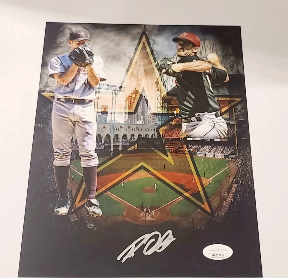 Signed JSA COA Roy Oswalt Houston Astros 11X14 METALLIC Photo Autograph MLB - Image 1 of 1