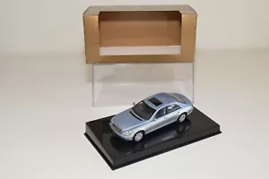 A35 1:43 GATEWAY AUTOART MAYBACH 57 BLU METALLIZZATO CON SCATOLA GRIGIA COME ... - Foto 1 di 10