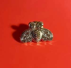 Patron Tequila Gold Enamel Bumble Bee Lapel Hat Pin *BRAND NEW* - Picture 1 of 6