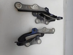 2002 LEXUS RX300 HOOD HINGES W/ BOLTS - Picture 1 of 7