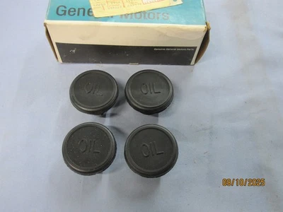 NOS 1971 1979 Oil Filler Rubber Push In Cap 4 Corvette 71-75 GM 3980273 72 73 74 - Image 1 of 4
