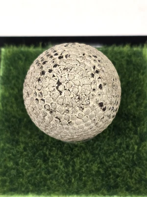 Pelota de golf Kempshall Flyer Bramble de 1902 Foto 1 de 4