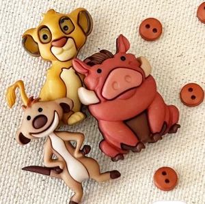 Disney Dress it up 3D Embellishments - Buttons - Novelty - Lion King - Simba - Picture 1 of 3
