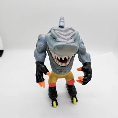 Figura de acción Mattel Street Sharks Series 1 Blades 1994 de colección con pantalones amarillos Foto 1 de 4