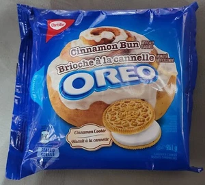 Oreo Cinnamon Bun Sandwich Cookies 261g - FREE SHIPPING - Picture 1 of 3