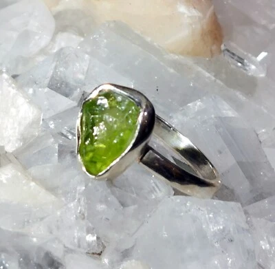 Ring mit Peridot - 925er Silber - Gr. 18,1 - Olivin - Grün - Bild 1 von 4