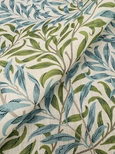 Morris & Co. Stampa botanica a foglia OUTDOOR - Ramo di salice / blu cielo 2,90 iarde - Foto 1 di 3