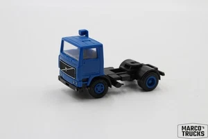 Herpa Volvo F10 tractor unit short cab blue/black 1:87 /H23114 - Picture 1 of 1