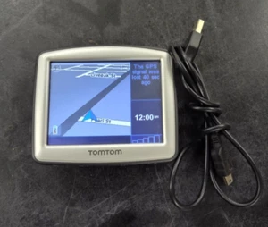 TOMTOM ONE GPS Navigation N14644 Touch Screen Bundle w/ USB Charger - Picture 1 of 9