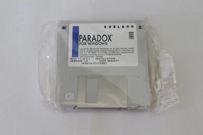 Borland Paradox v1.0 MS-DOS Windows 3.5" Floppy Disk Set NOS Sealed - Image 1 of 2