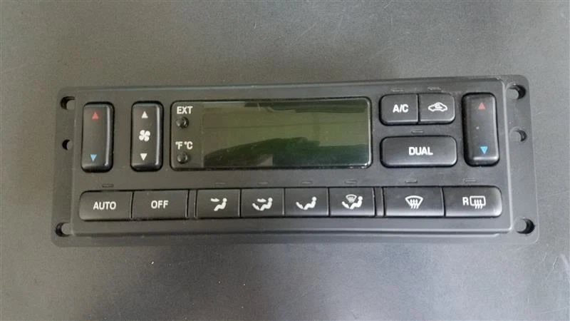 04 05 FORD EXPLORER CONTROL DE TEMPERATURA 139041 Foto 1 de 1
