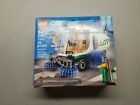 Lego City STREET SWEEPER # 60249 Vehicle Road Cleaner Vehicle  Garage 